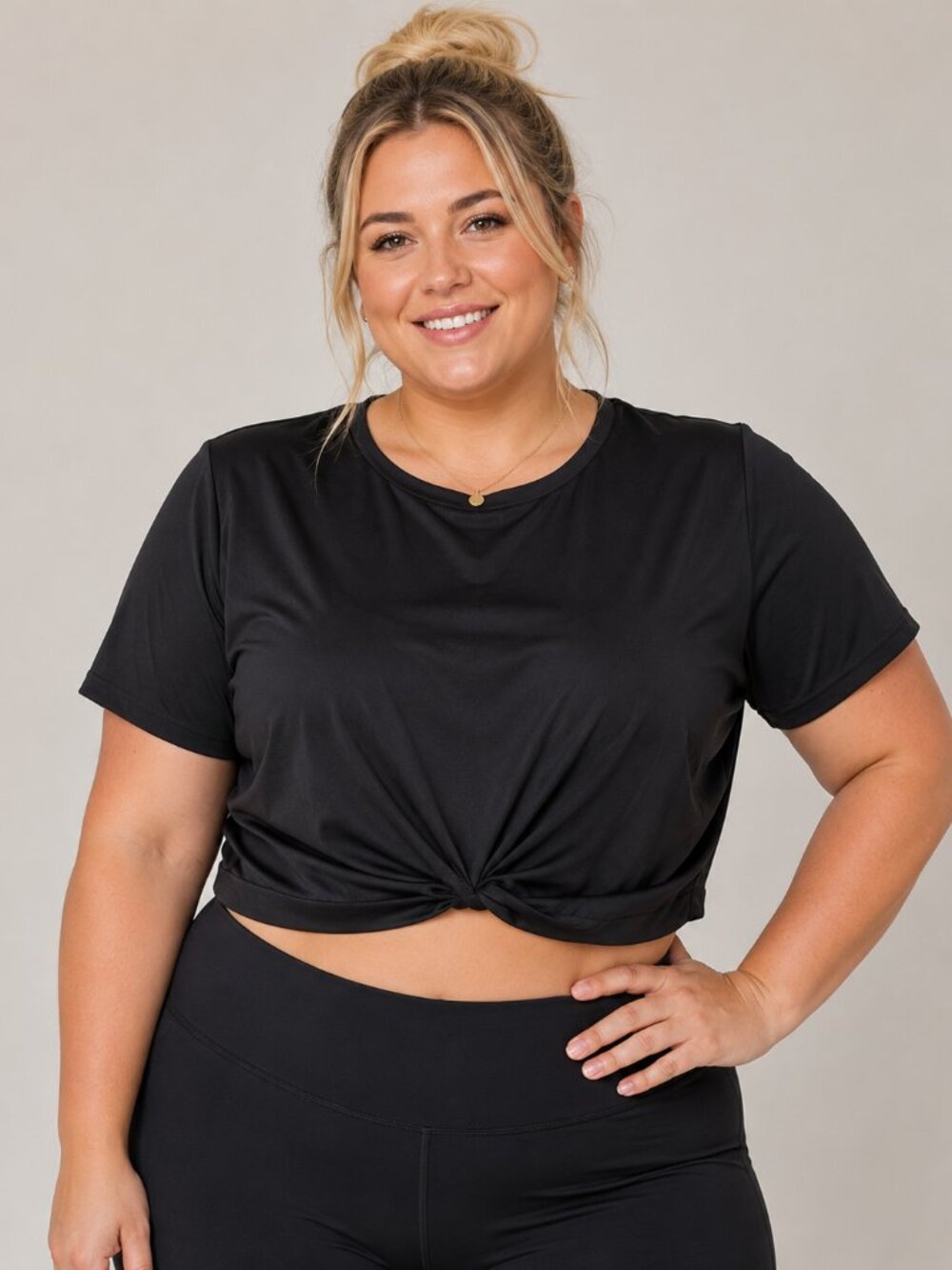 Women's 2XL Black Twist Front Cropped Active T-Shirt Short Sleeve Workout Top